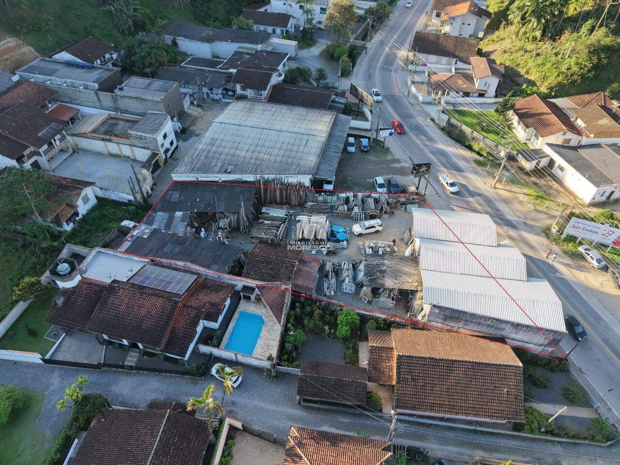 Terreno à venda no bairro Primeiro de Maio: