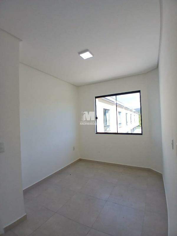 Casa para aluguel no bairro Limoeiro: 