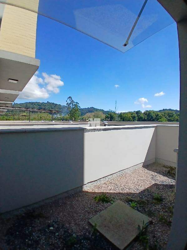 Casa para aluguel no bairro Limoeiro: 