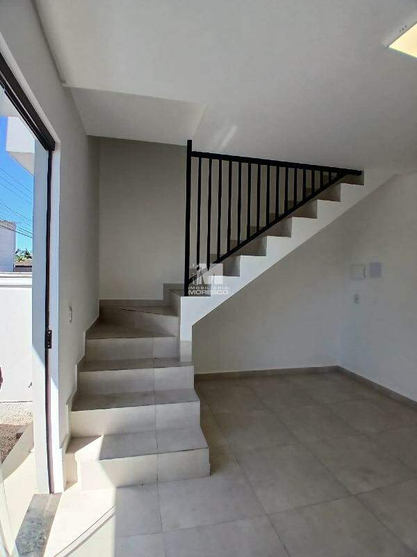 Casa para aluguel no bairro Limoeiro: 