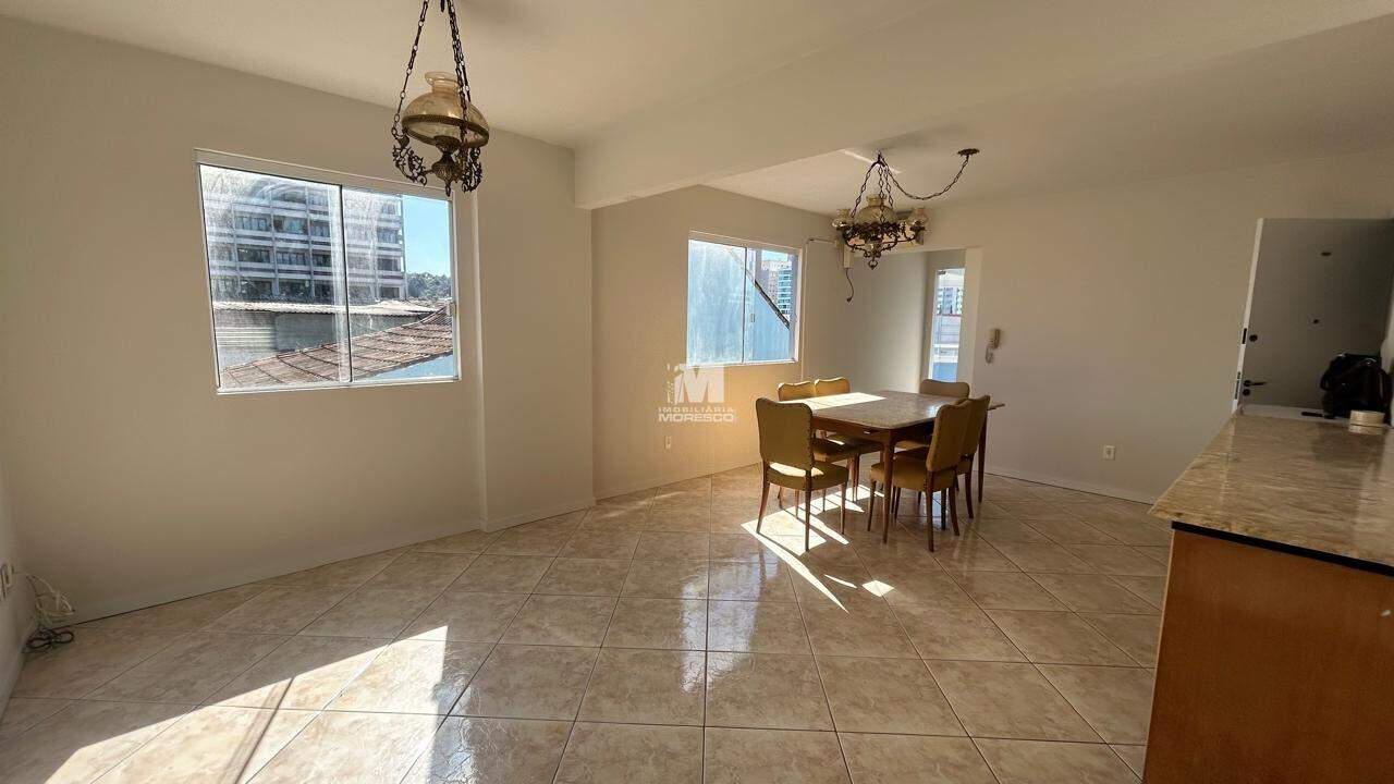 Apartamento à venda no bairro São Luiz: 