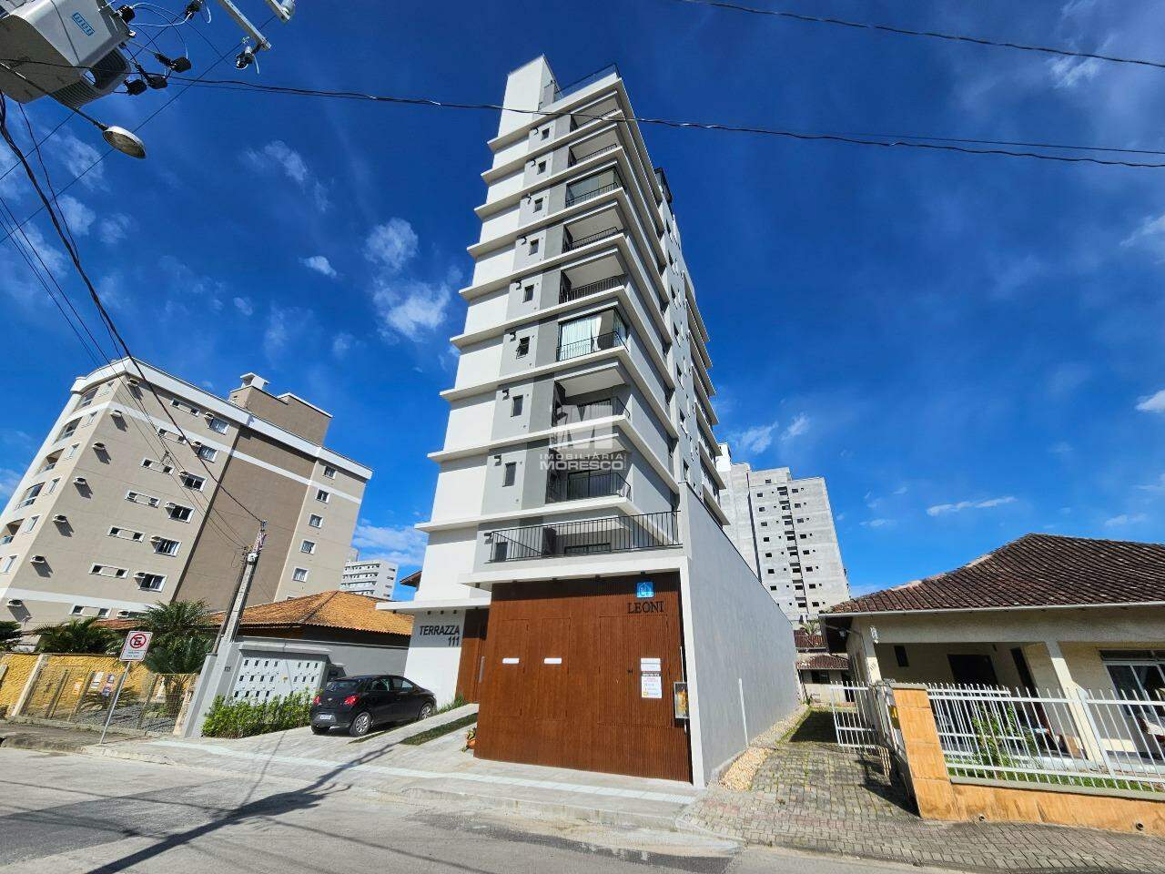 Apartamento à venda no bairro Santa Terezinha: