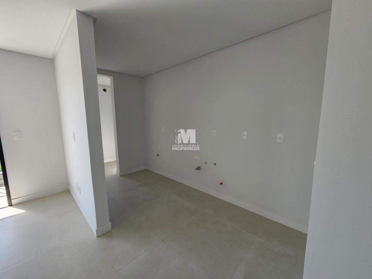 Apartamento à venda no bairro Santa Terezinha: 