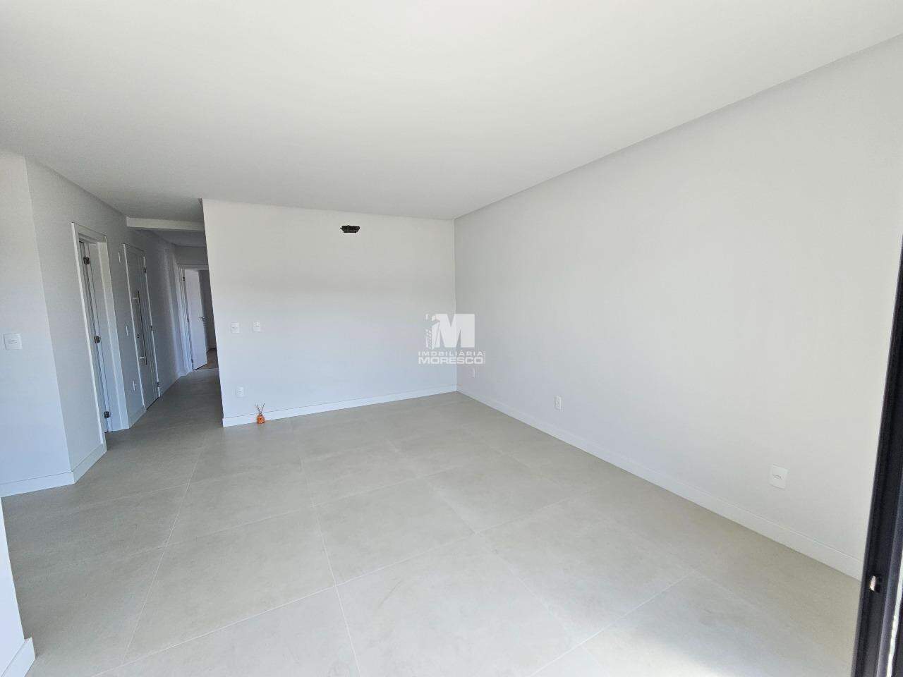 Apartamento à venda no bairro Santa Terezinha: 