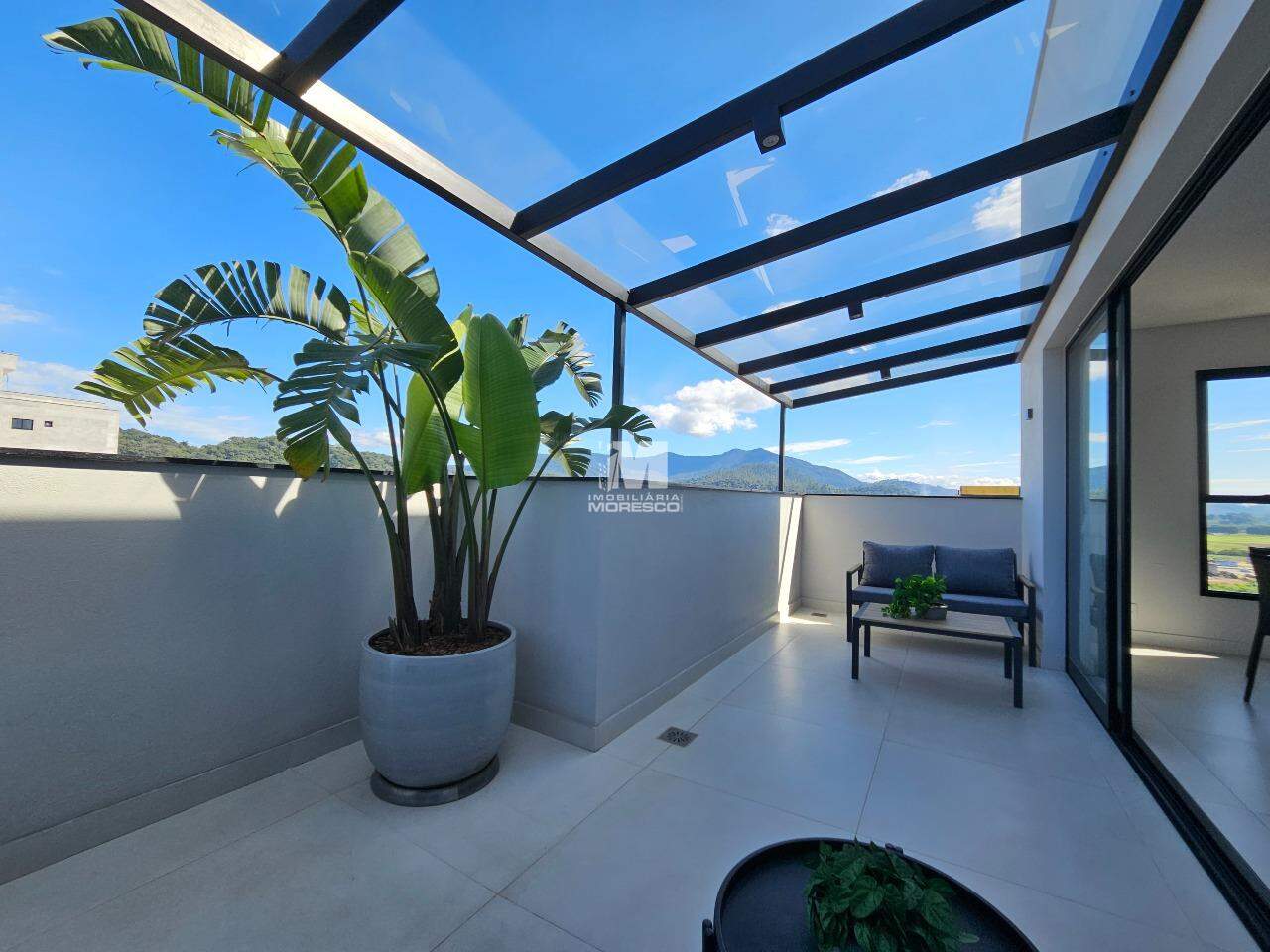 Apartamento à venda no bairro Santa Terezinha: 