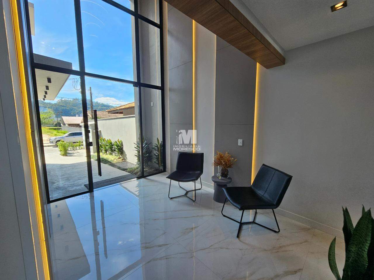 Apartamento à venda no bairro Santa Terezinha: 