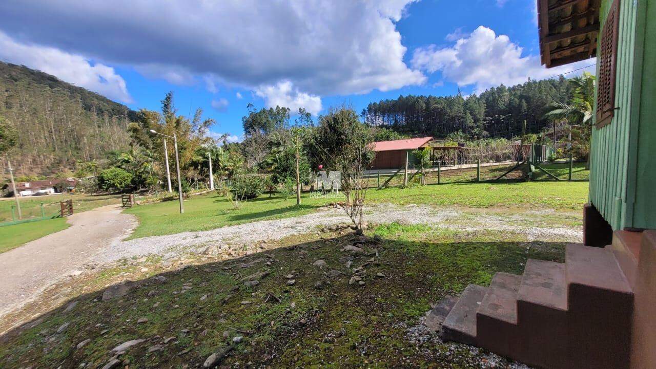 Fazenda/Sítios/Chácaras de 3 quartos, 120m² no bairro Lageado Alto, em Guabiruba | Eu Corretor