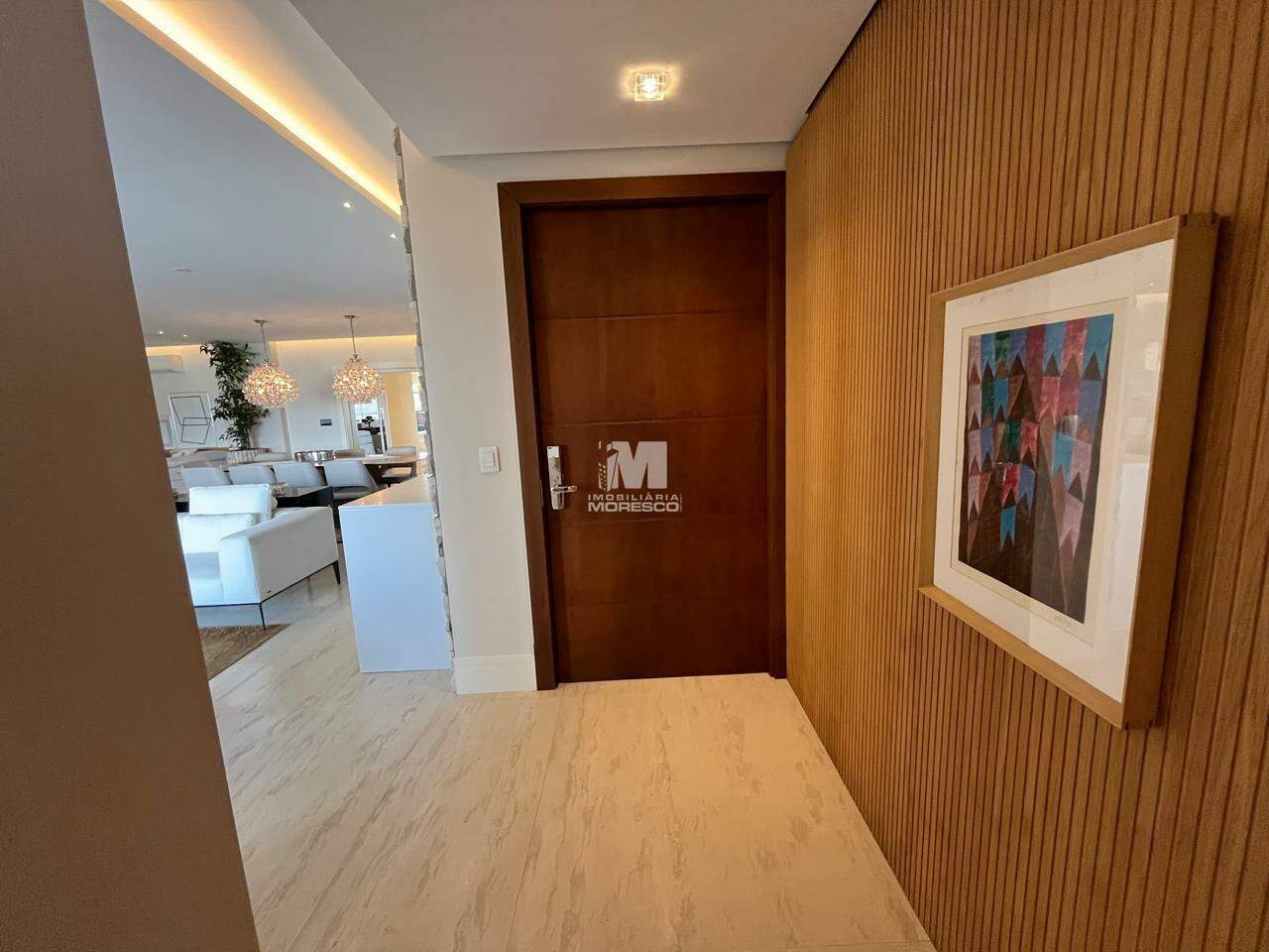 Apartamento à venda no bairro Centro: 