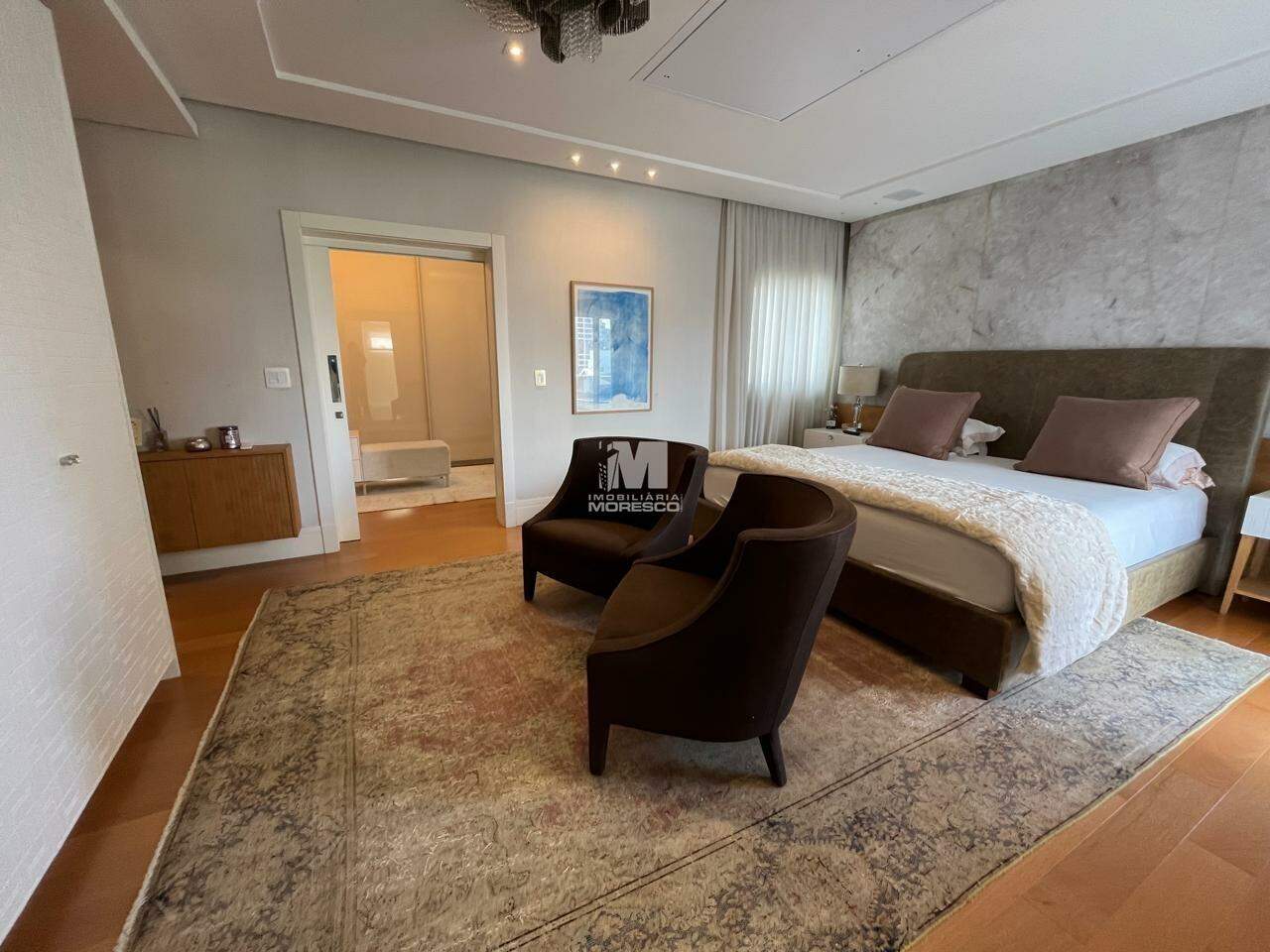 Apartamento à venda no bairro Centro: Suite principal