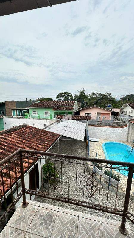 Casa à venda no bairro Planalto: 