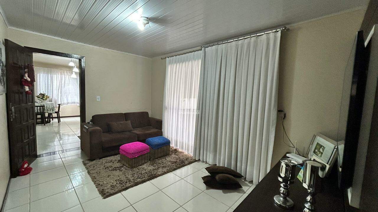 Casa à venda no bairro Planalto: 