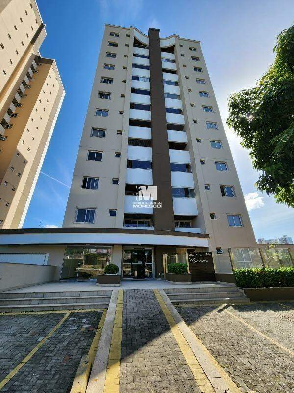 Apartamento à venda no bairro Centro:
