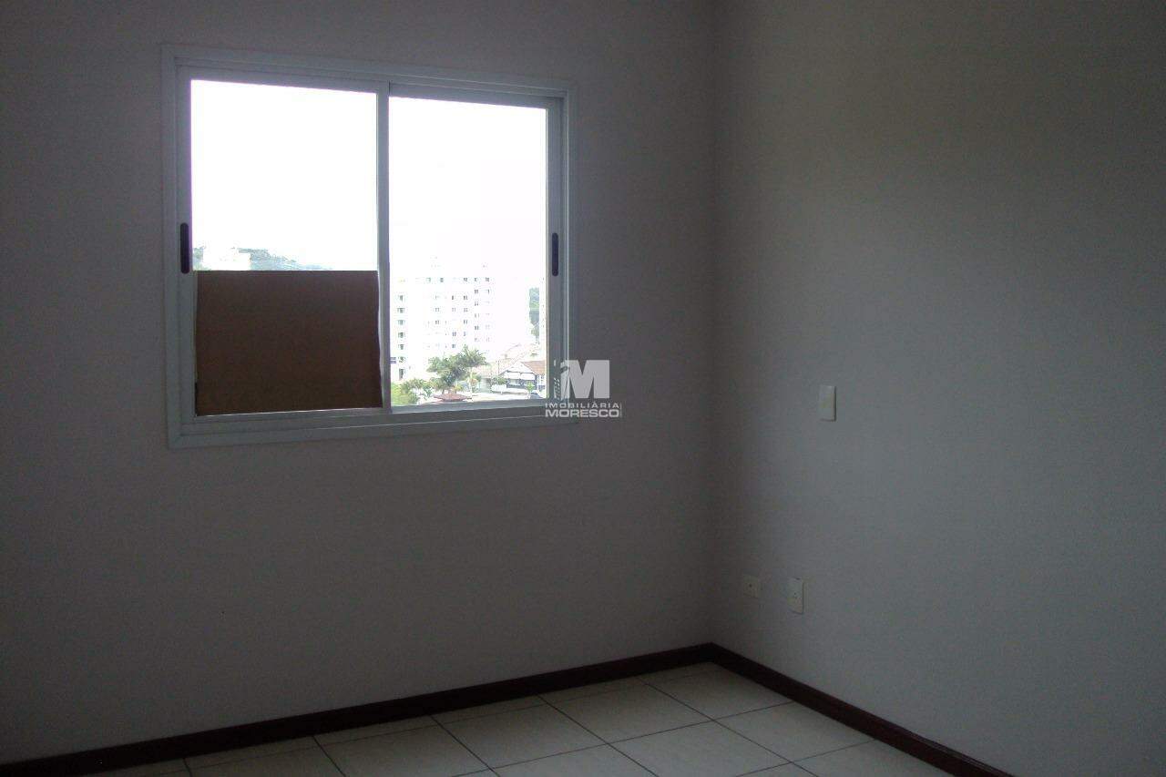 Apartamento à venda no bairro Centro: 