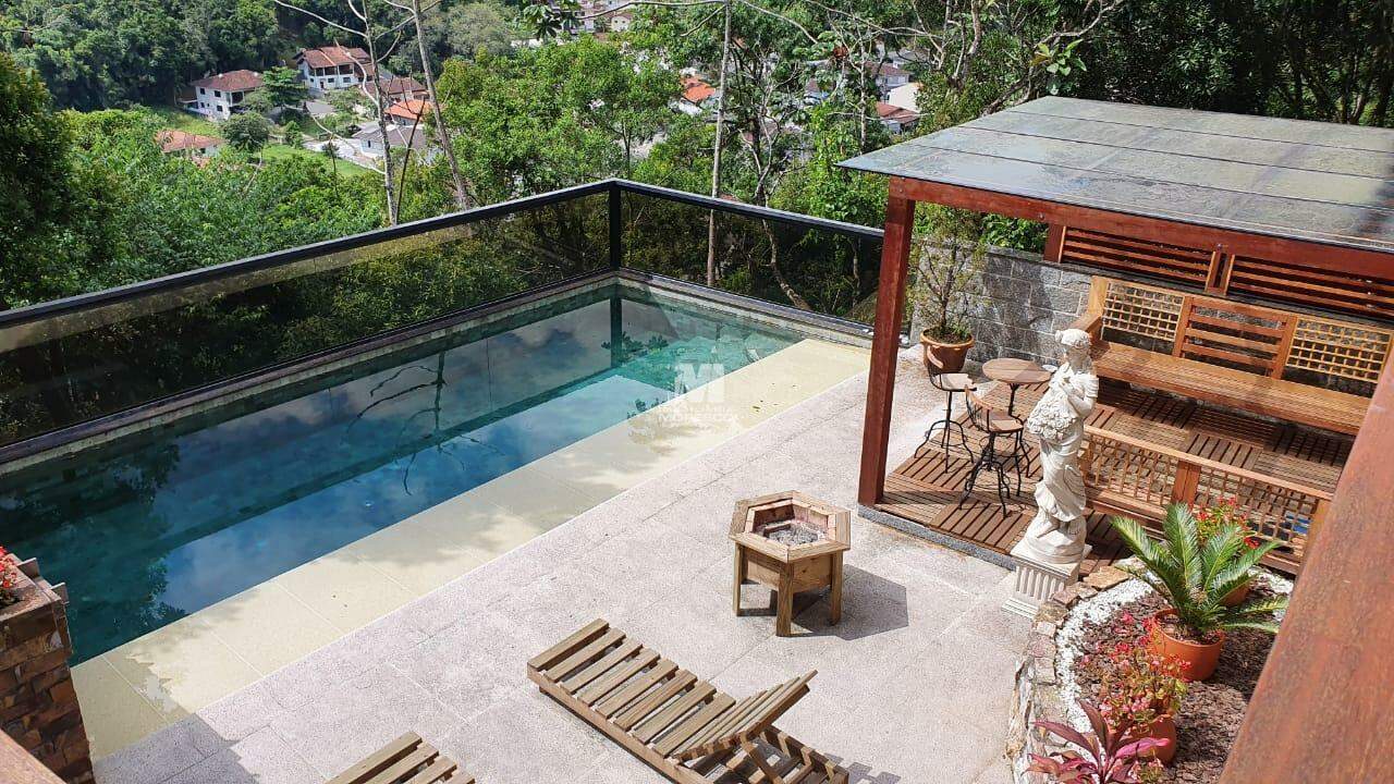 Casa de 3 quartos, 325m² no bairro Azambuja, em Brusque | Eu Corretor