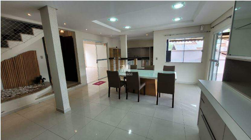 Casa de 4 quartos, 286m² no bairro Jardim Maluche, em Brusque | Eu Corretor