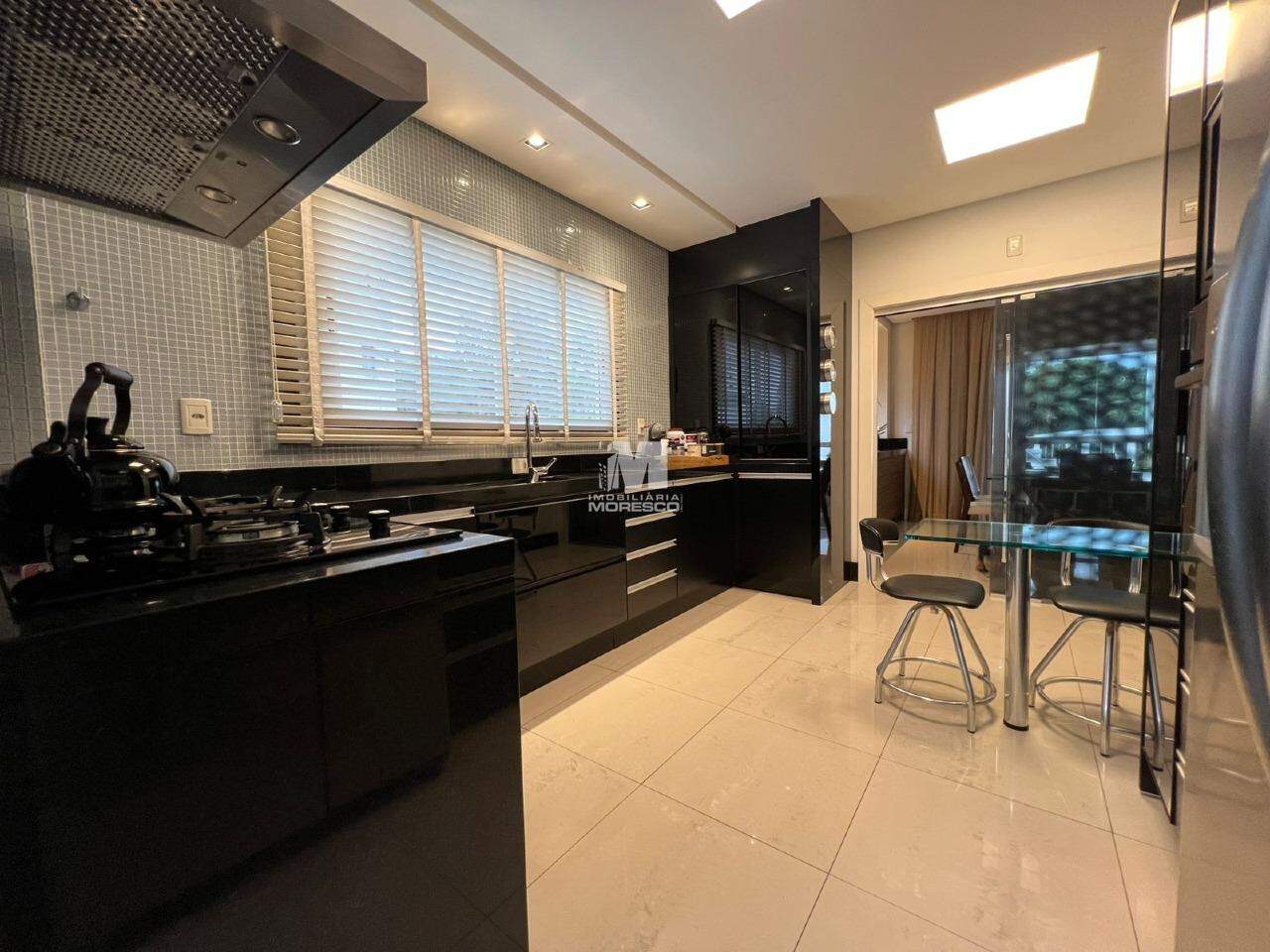 Apartamento de 3 quartos, 210m² no bairro Centro I, em Brusque | Eu Corretor