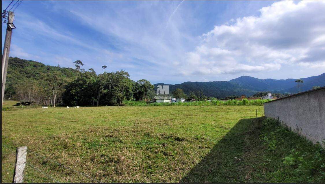 Terreno à venda no bairro Planície Alta: 