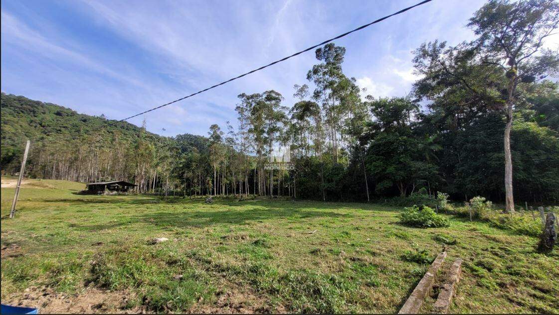 Terreno à venda no bairro Planície Alta: 