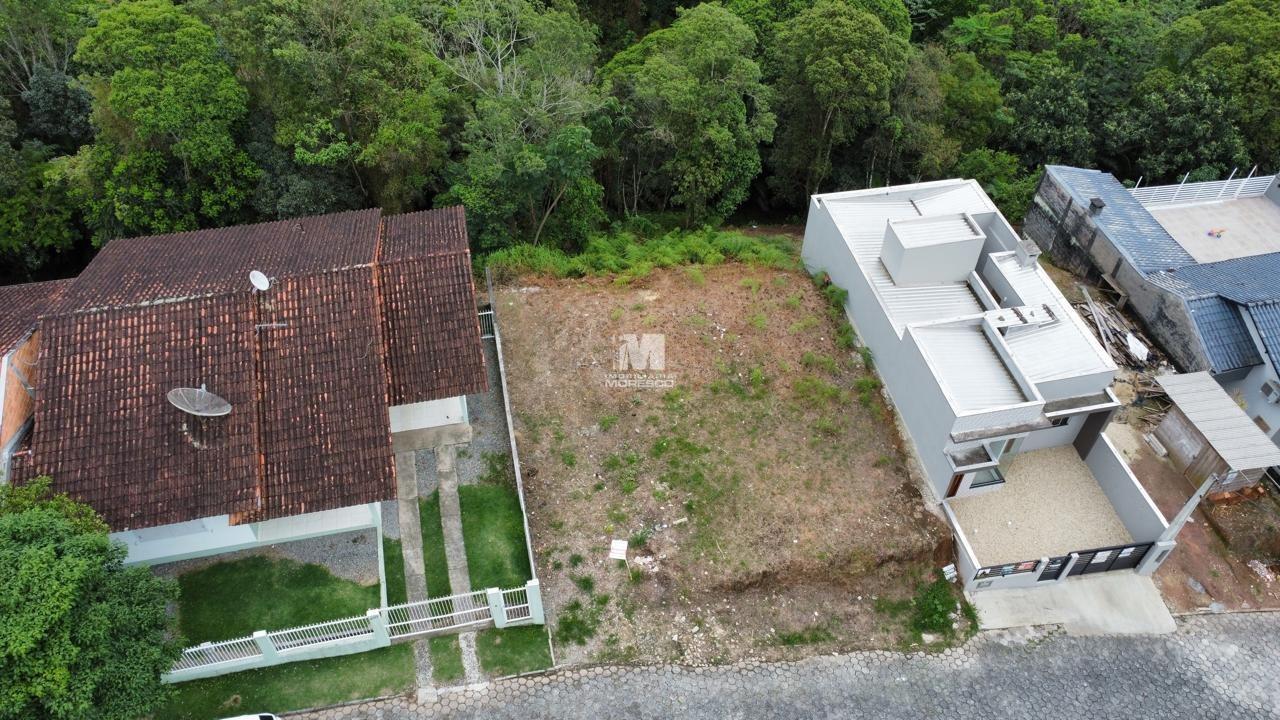 Terreno à venda no bairro Souza Cruz: 