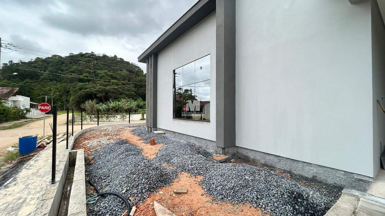 Casa à venda no bairro Centro: