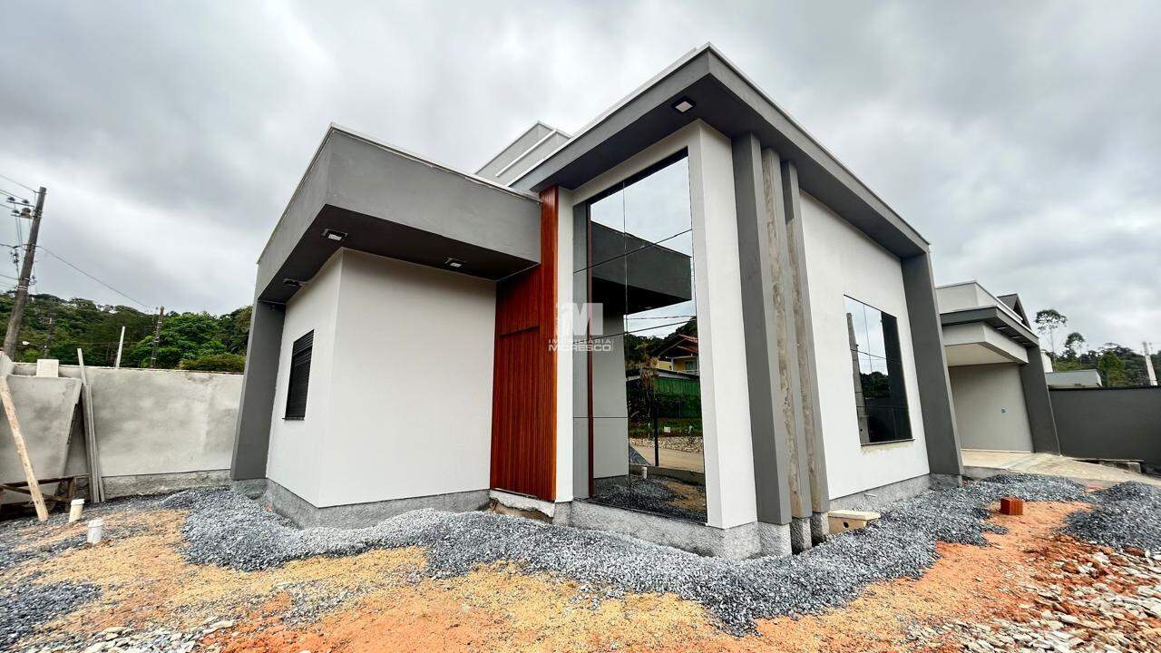 Casa à venda no bairro Centro: 