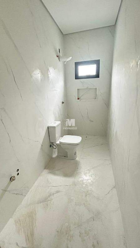 Casa à venda no bairro Centro: 