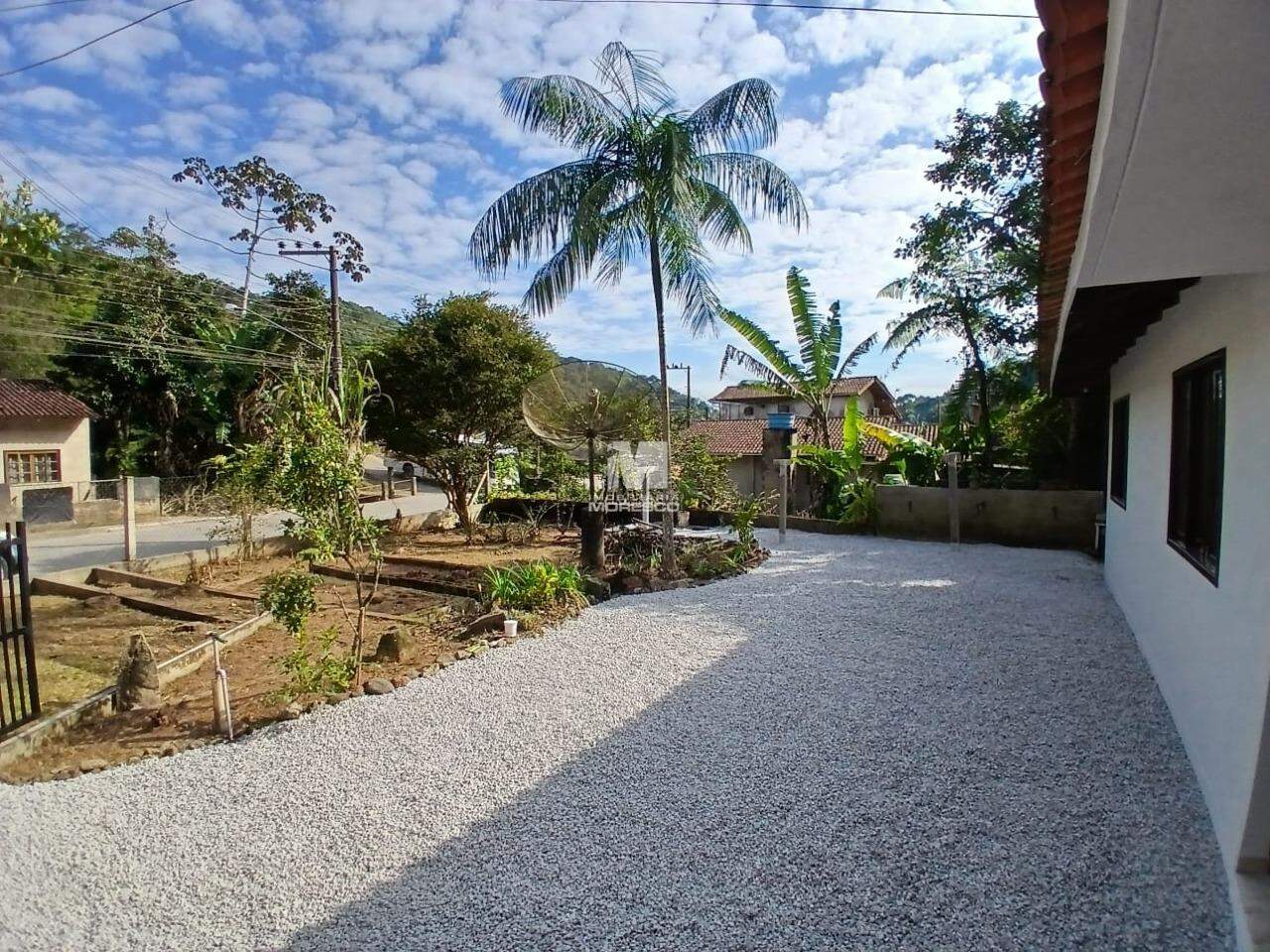 Casa à venda no bairro Zantão: