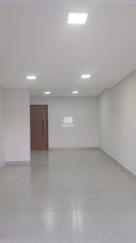 Apartamento à venda no bairro Paquetá: 