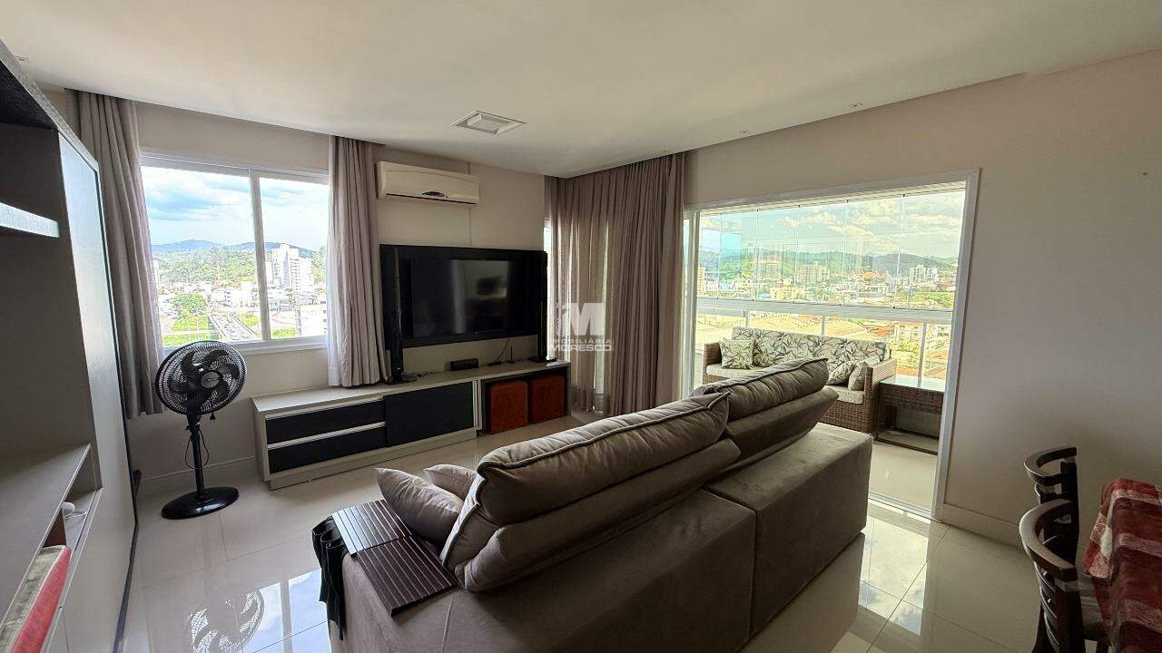 Apartamento à venda no bairro São Luiz: 