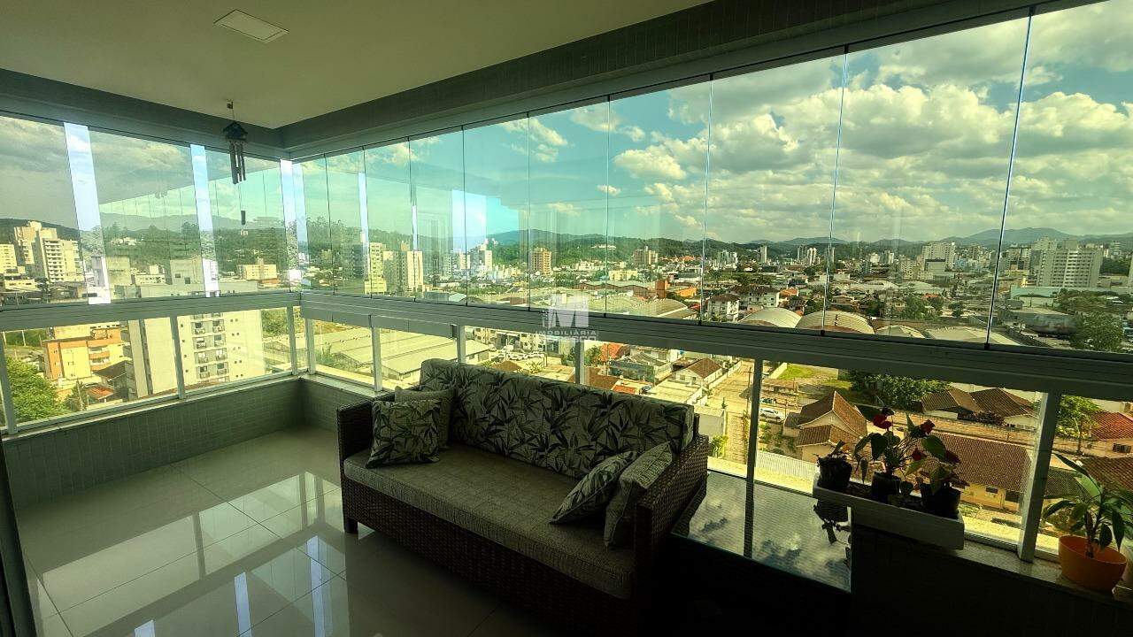 Apartamento à venda no bairro São Luiz: 