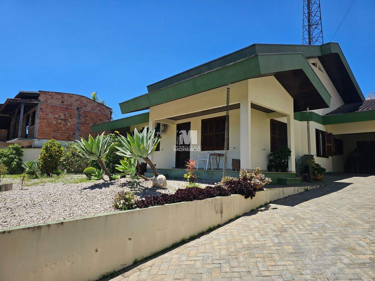 Casa à venda no bairro Guarani: 