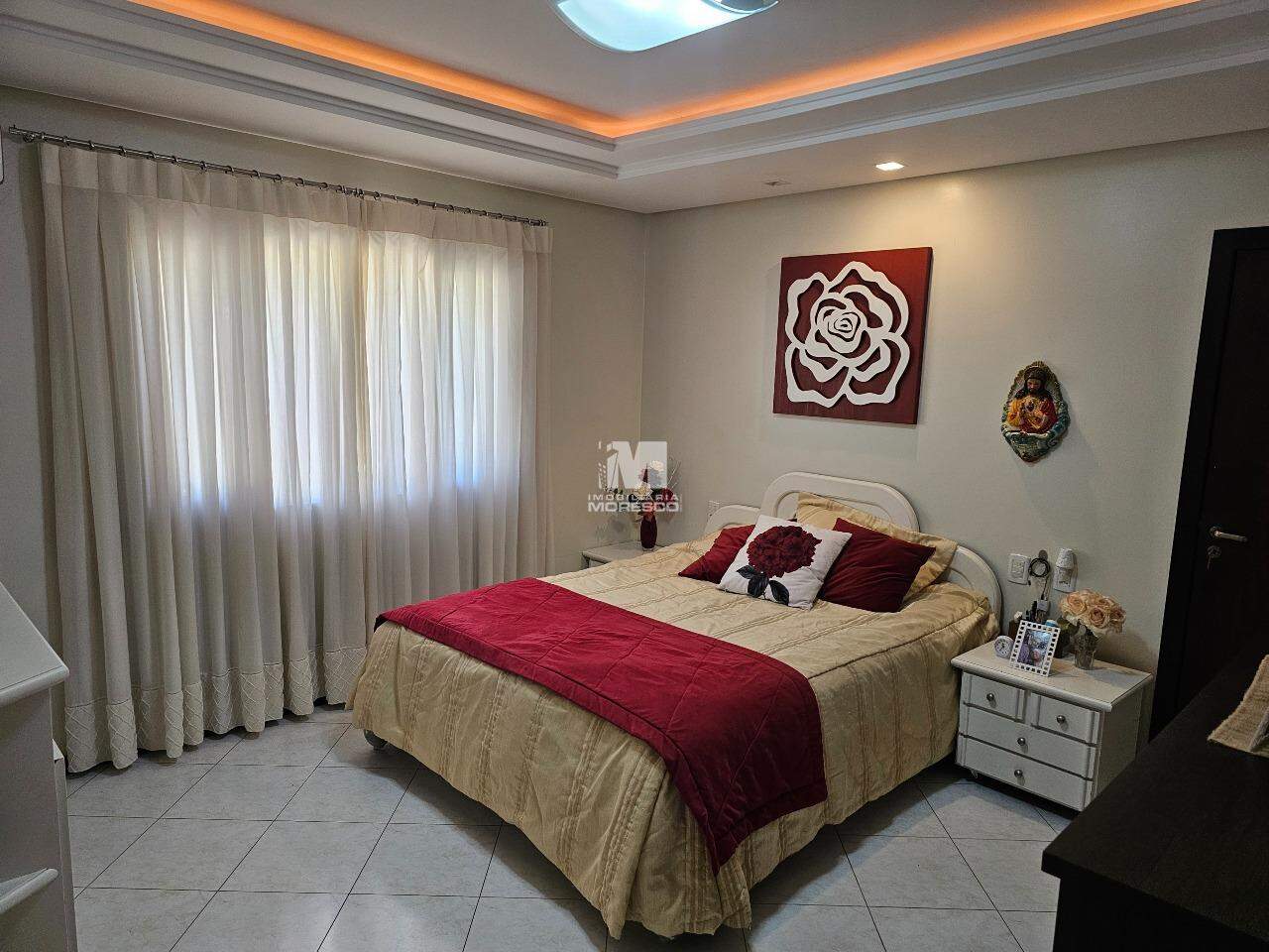 Casa à venda no bairro Guarani: 