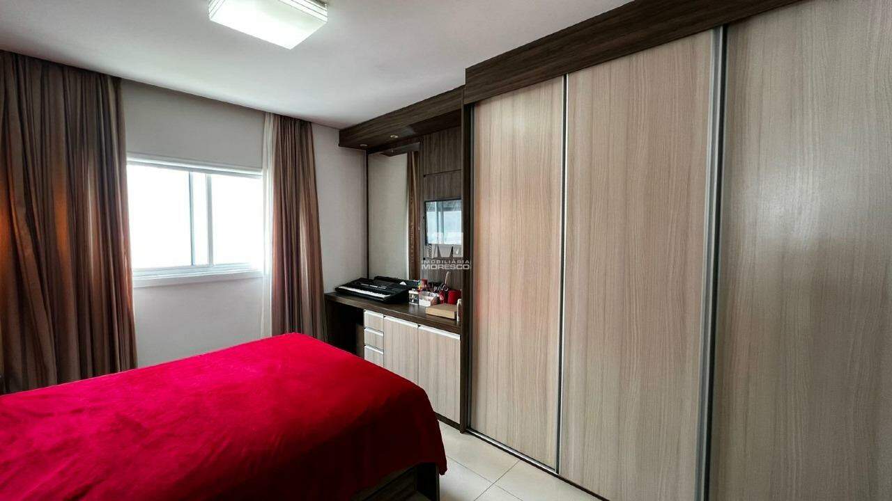 Apartamento à venda no bairro Centro: