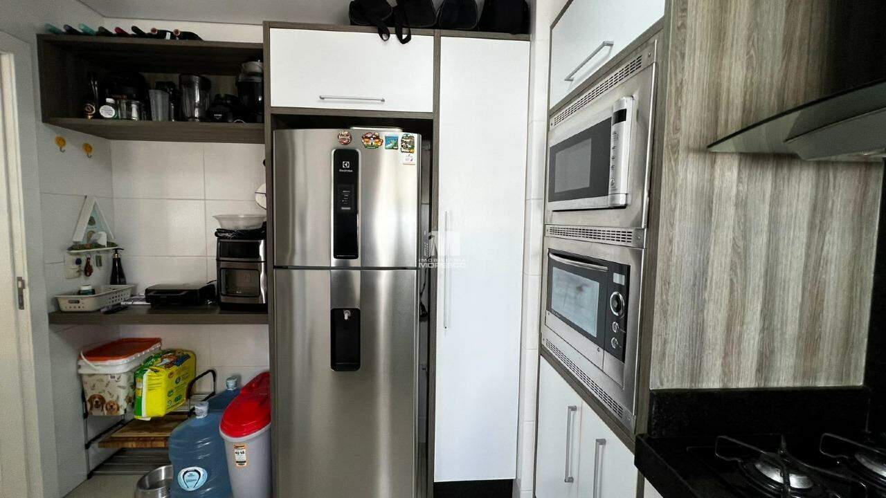 Apartamento à venda no bairro Centro: