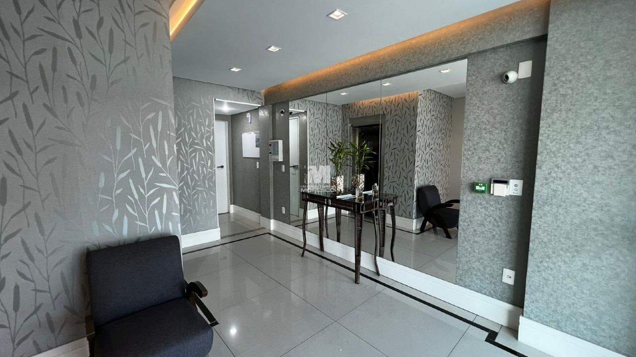 Apartamento à venda no bairro Centro: