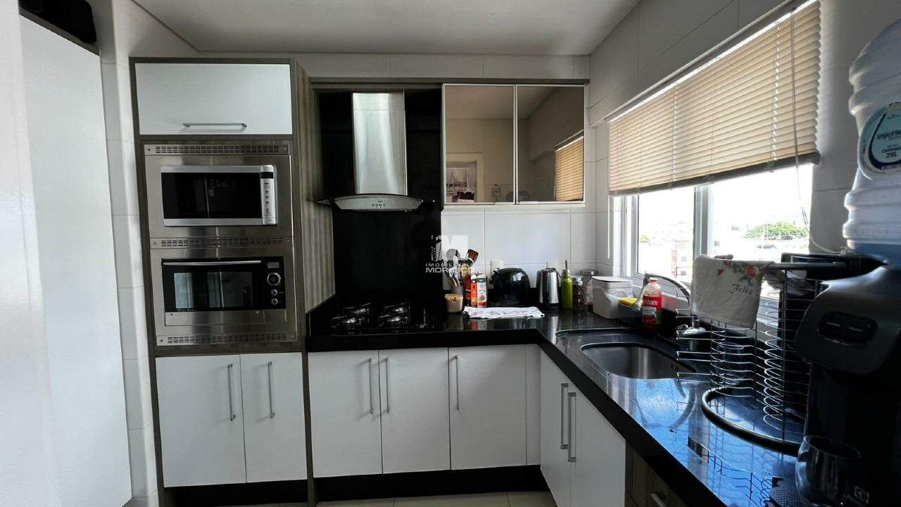 Apartamento à venda no bairro Centro: