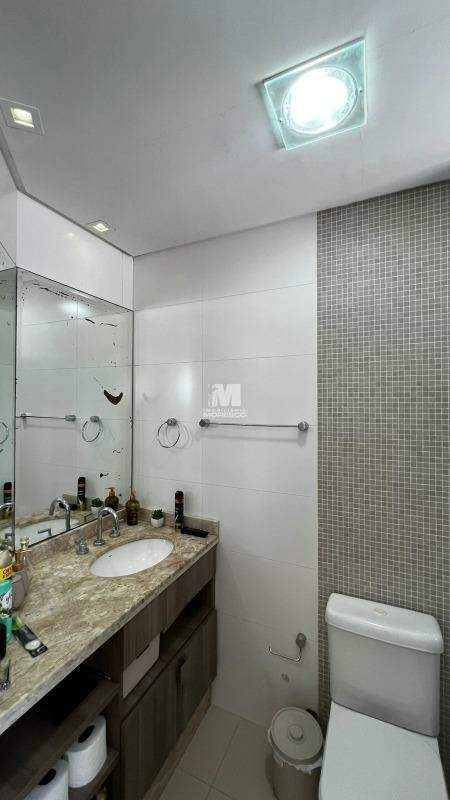 Apartamento à venda no bairro Centro: