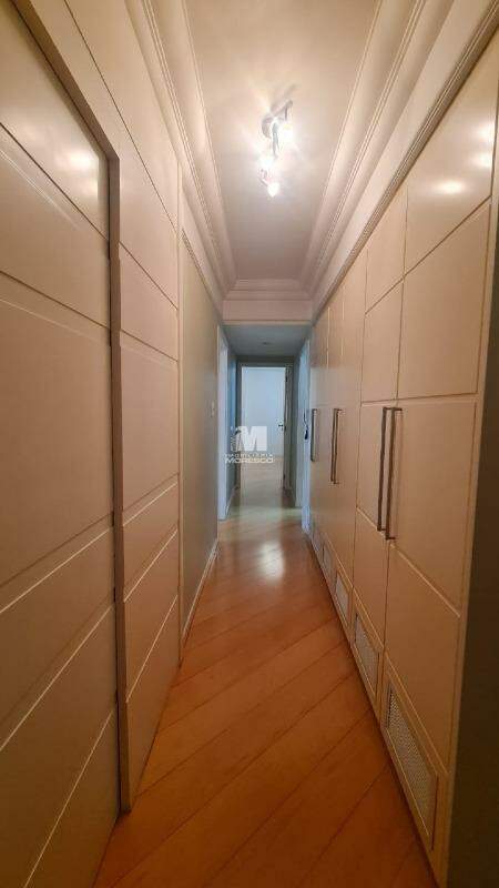 Apartamento à venda no bairro Centro I: