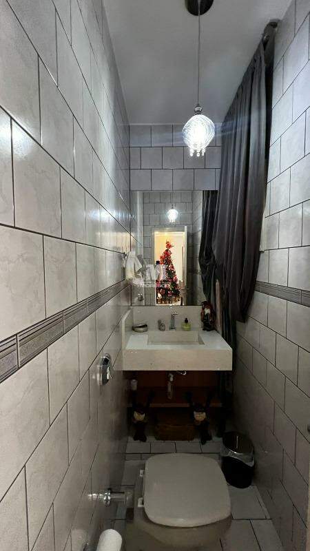 Casa para aluguel no bairro Jardim Maluche: