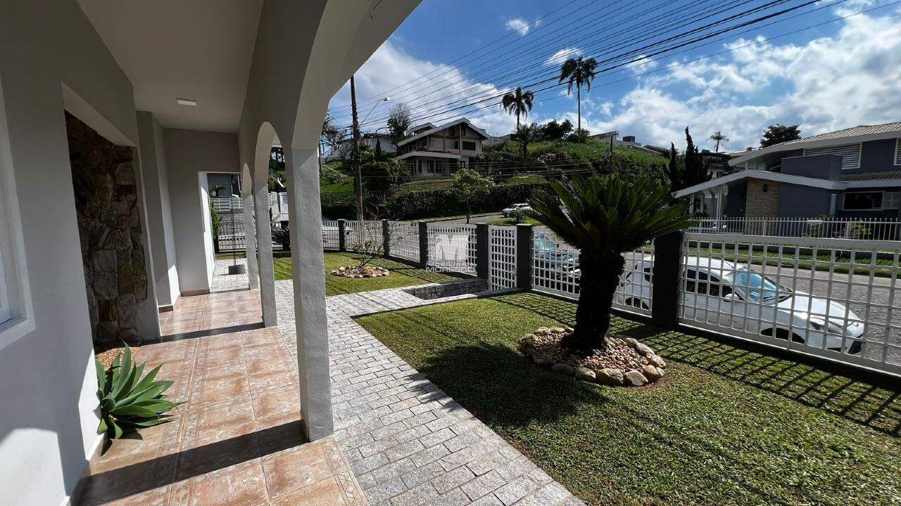 Casa à venda no bairro Jardim Maluche: 