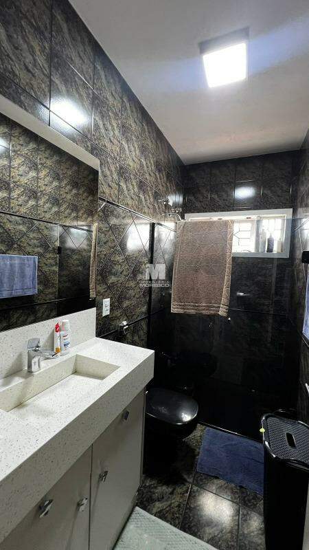 Casa à venda no bairro Jardim Maluche: 