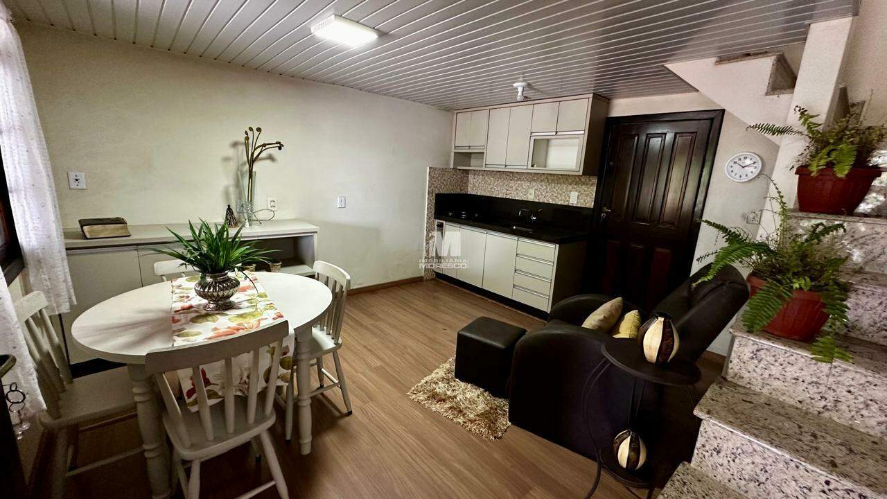 Casa à venda no bairro Guarani: