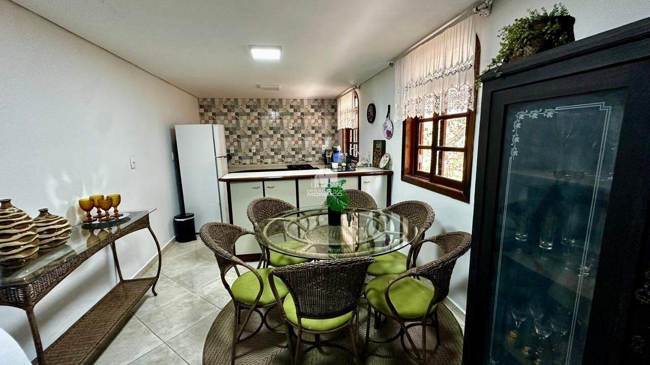 Casa à venda no bairro Guarani: