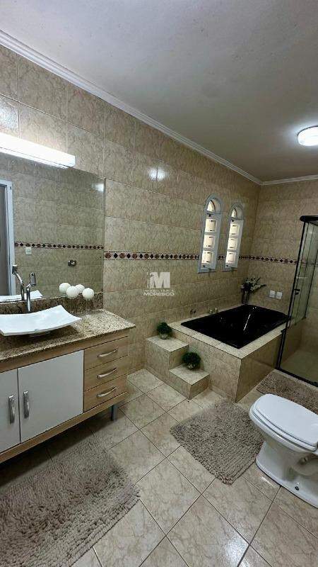 Casa à venda no bairro Guarani: