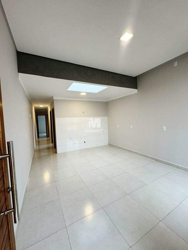 Casa à venda no bairro Limeira Baixa: 