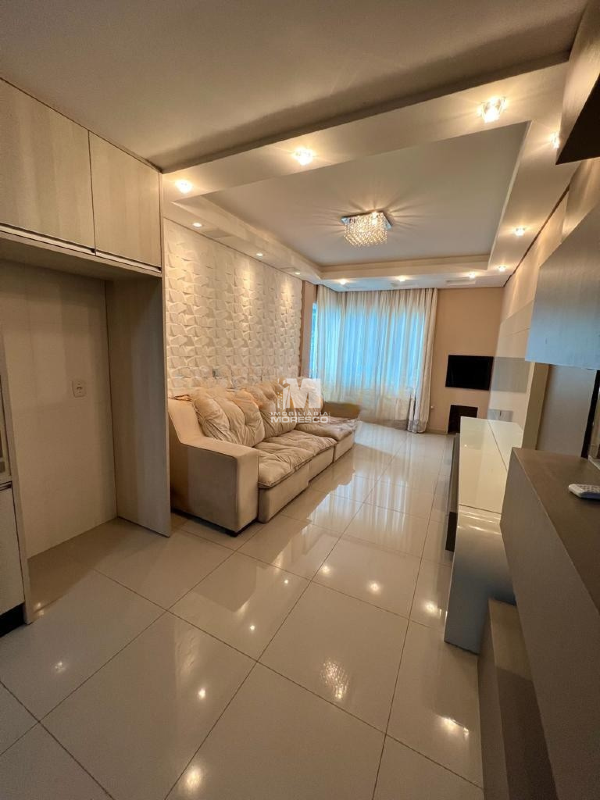 Apartamento à venda no bairro Souza Cruz: 