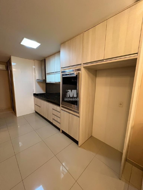 Apartamento à venda no bairro Souza Cruz: 