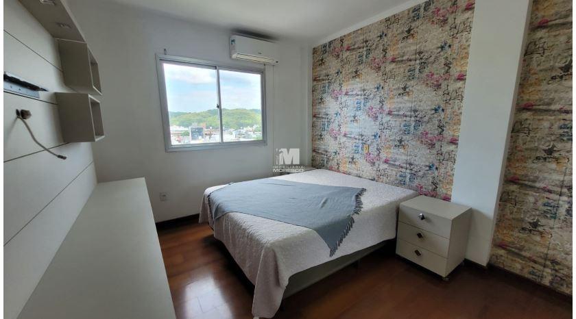 Apartamento à venda no bairro Centro I: 