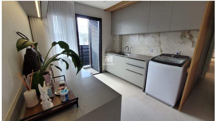 Apartamento à venda no bairro Centro I: