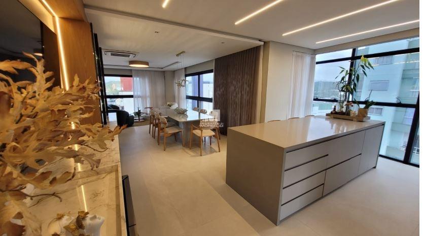 Apartamento à venda no bairro Centro I: 